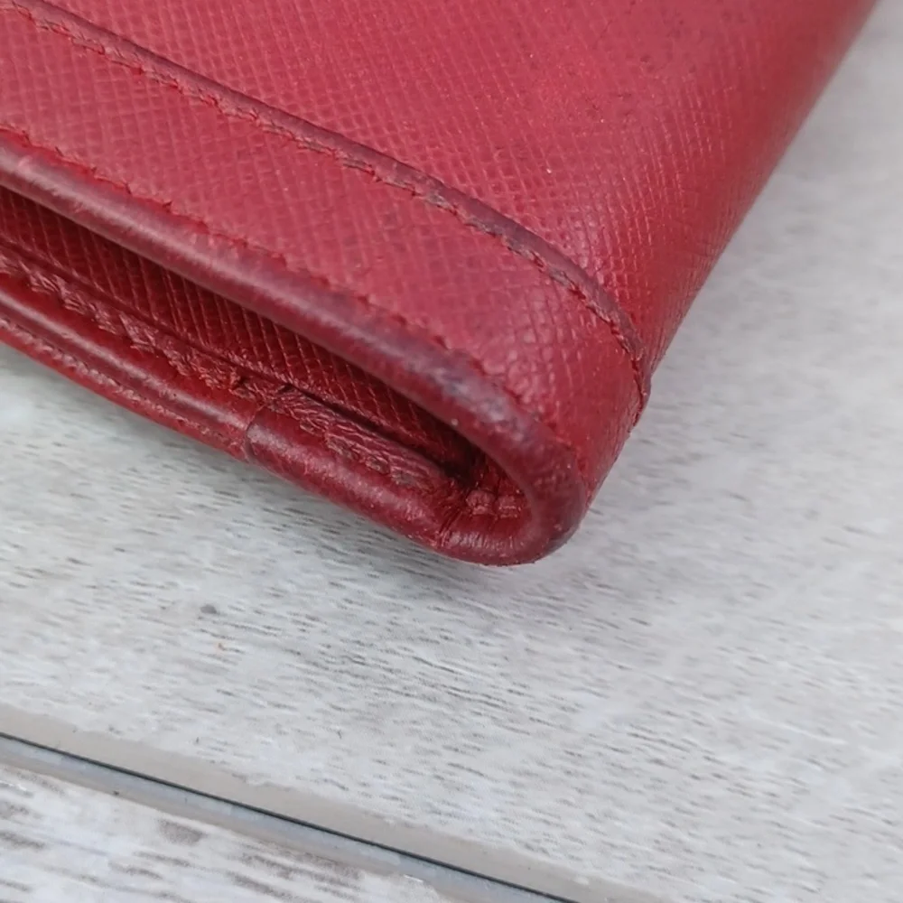 Ferragamo Gancini Clasp Wallet